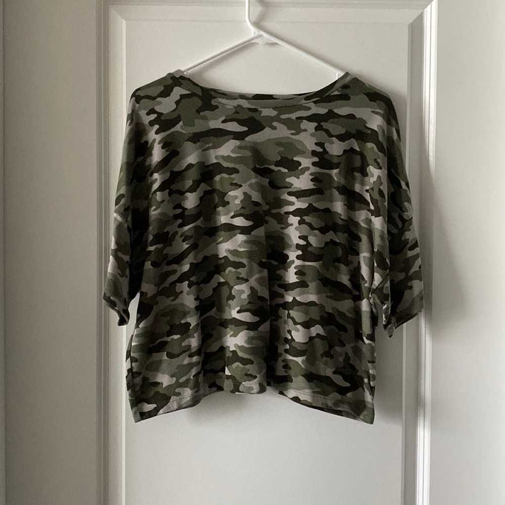 Banana Republic Factory Tee
